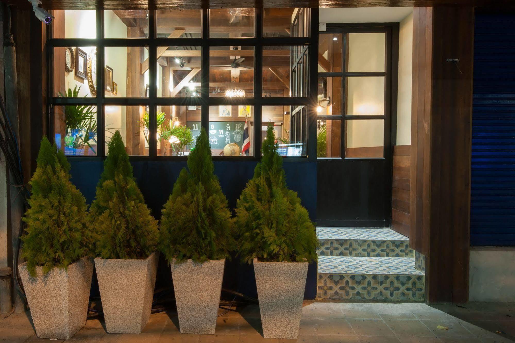 The Motley House Hostel Bangkok Kültér fotó